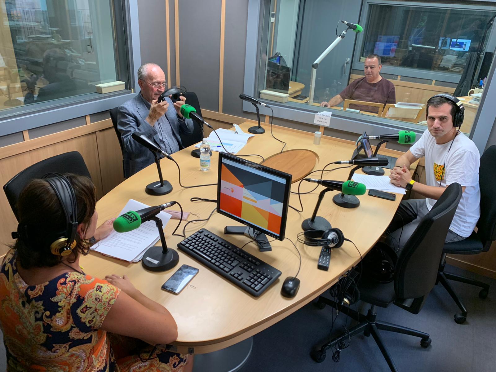 El alcalde de Málaga, Francisco de la Torre, repasa la situación de la Covid19 en la capital El alcalde de Málaga, Francisco de la Torre, repasa la situación de la Covid19 en la capital