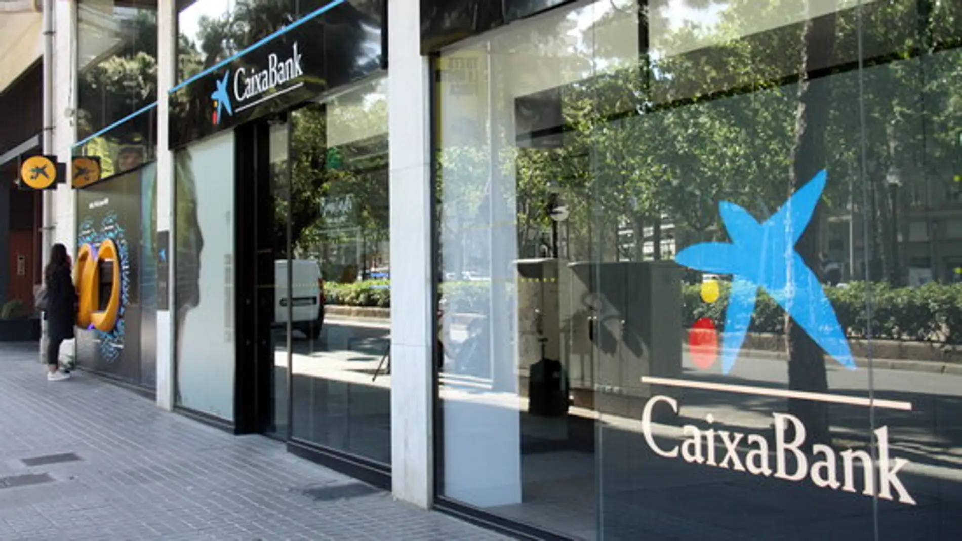 Caixabank i Bankia continuen negociant la seva fusió