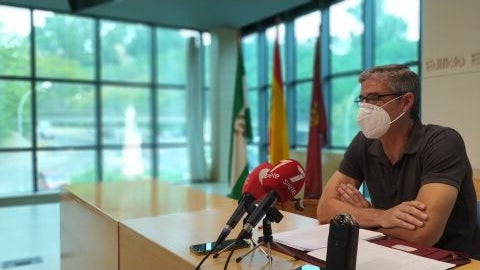 Isidoro Gamb&iacute;n, en rueda de prensa