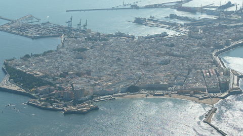 Vista a&eacute;rea de C&aacute;diz