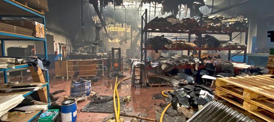 Fábrica de Elda incendiada. Fábrica de Elda incendiada.