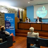 Nova edición dos días azuis no comercio galego Nova edición dos días azuis no comercio galego