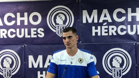 Sergio Buenacasa, en su presentaci&oacute;n con el H&eacute;rcules.