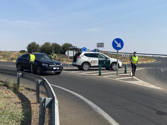 Valverde: "Se debería centrar más el foco de contagios en las reuniones y no en la hostelería y comercio de Bolaños" Valverde: "Se debería centrar más el foco de contagios en las reuniones y no en la hostelería y comercio de Bolaños"
