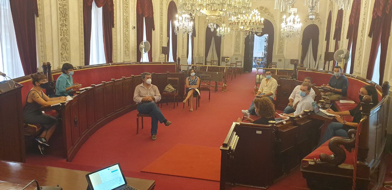 El Ayuntamiento de Cádiz ya trabaja en la adaptación de la campaña de Navidad al contexto de pandemia El Ayuntamiento de Cádiz ya trabaja en la adaptación de la campaña de Navidad al contexto de pandemia
