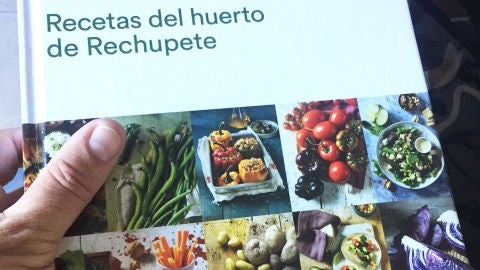Alfonso L&oacute;pez ten novo libro "Recetas del huerto de "Rechupete" e ven a presentalo a Se nos Va la Olla con Paco Sarria e Rub&eacute;n Amor&iacute;n