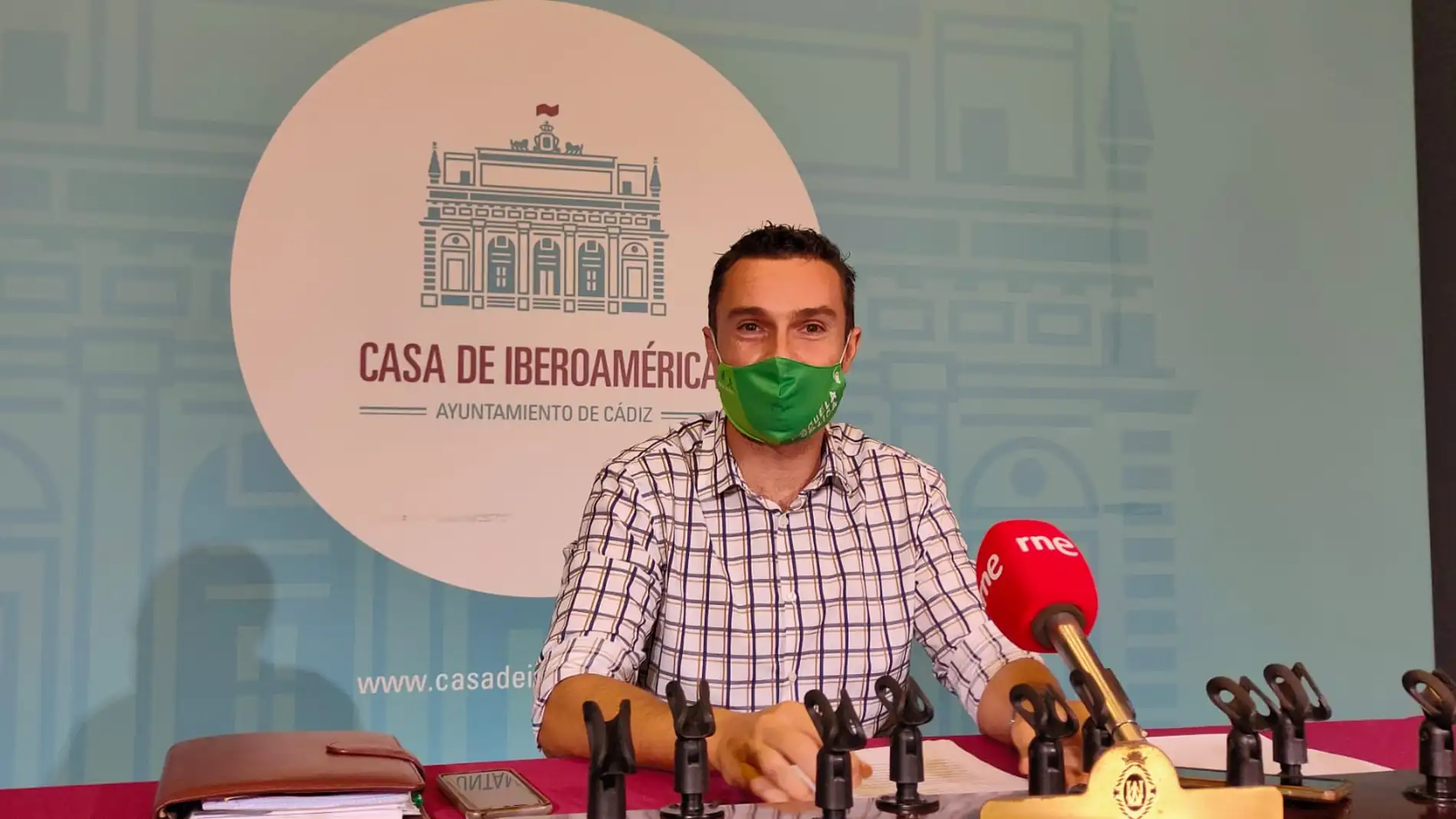 Martín Vila, teniente de Alcalde del Gobierno de Cádiz Martín Vila, teniente de Alcalde del Gobierno de Cádiz