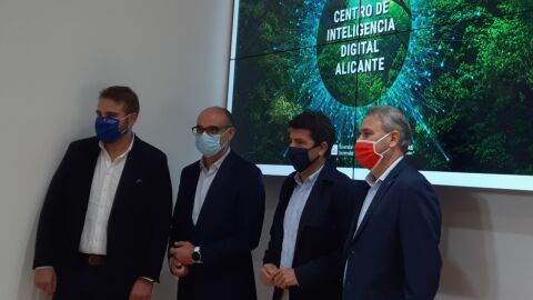 El Presidente provincial y los rectores en la presentación de CENID El Presidente provincial y los rectores en la presentación de CENID