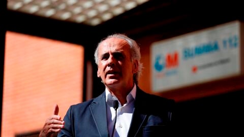 El consejero de Sanidad, Enrique Ruiz Escudero