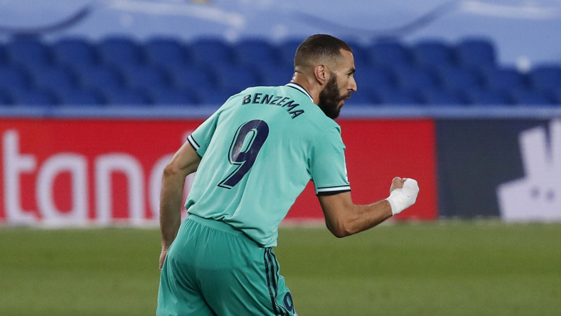 Benzema en el último partido del Real Madrid ante la Real Sociedad