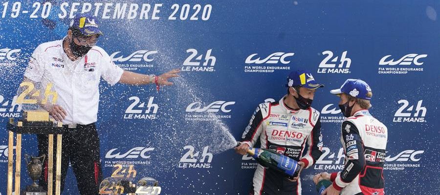 Nakajima, Buemi y Hartley (Toyota) se imponen en las 24 horas de Le Mans Nakajima, Buemi y Hartley (Toyota) se imponen en las 24 horas de Le Mans
