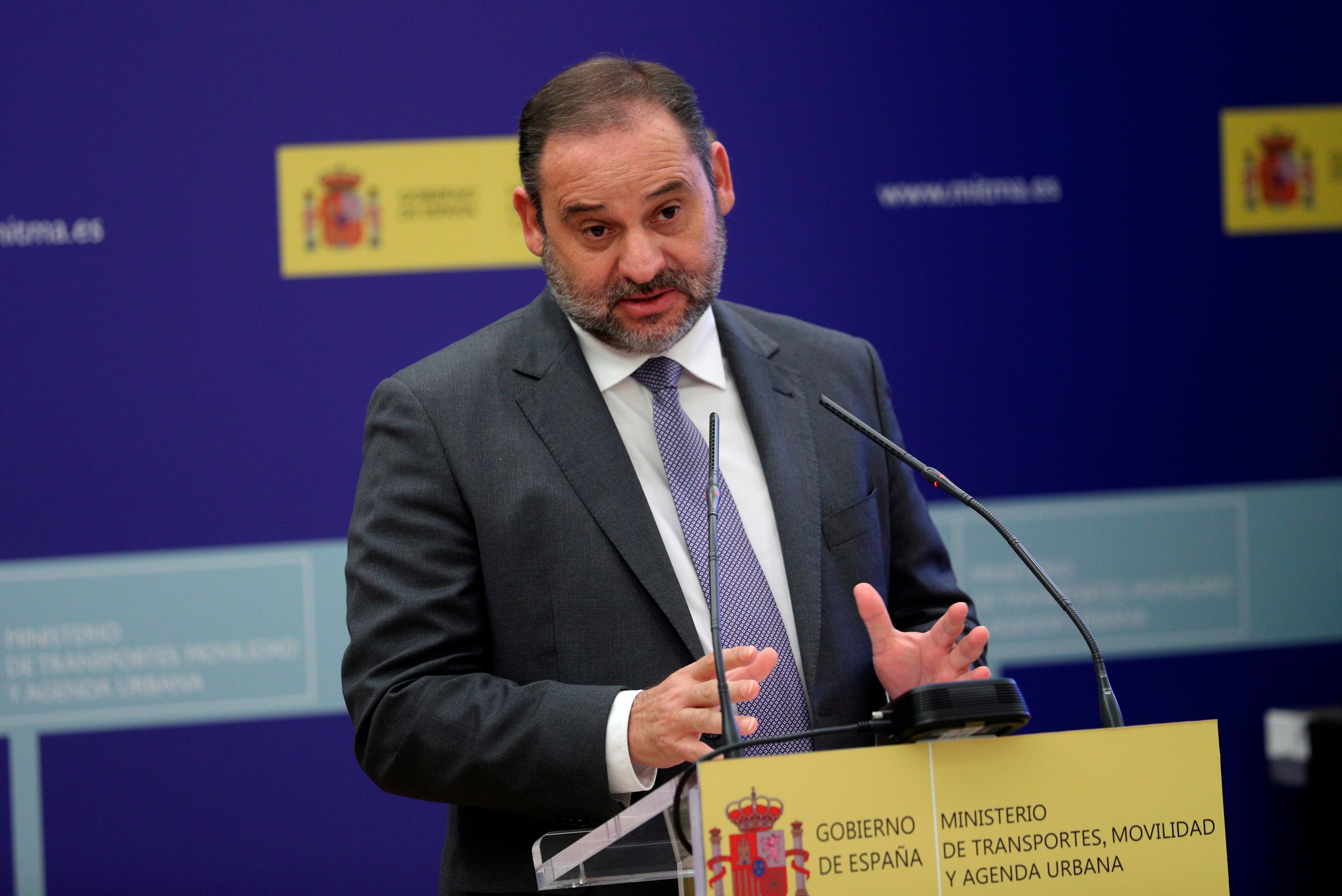 Las preguntas de Amón: "¿De verdad piensa Ábalos que ERC y Bildu defienden los intereses de España? Las preguntas de Amón: "¿De verdad piensa Ábalos que ERC y Bildu defienden los intereses de España?