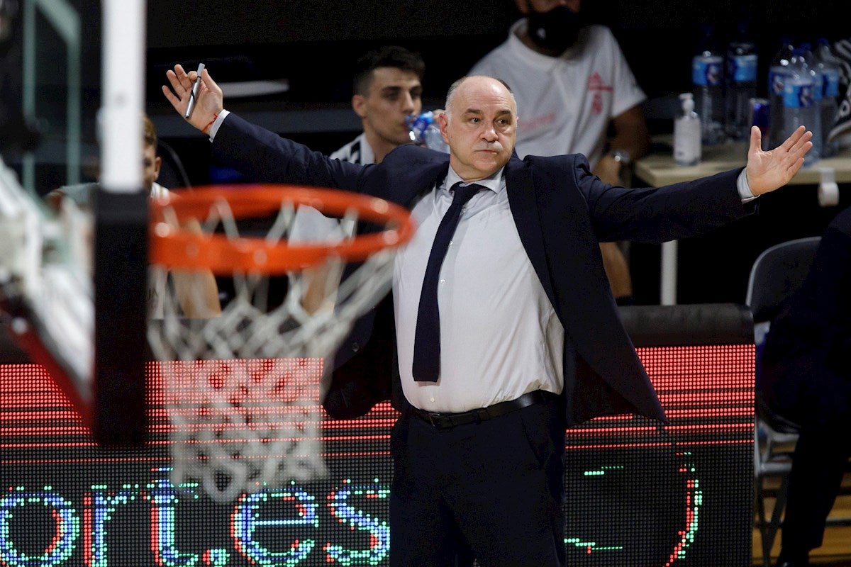Pablo Laso ante el maratón de Estudiantes, Betis y Bayern: "Tenemos que ir centrados" Pablo Laso ante el maratón de Estudiantes, Betis y Bayern: "Tenemos que ir centrados"