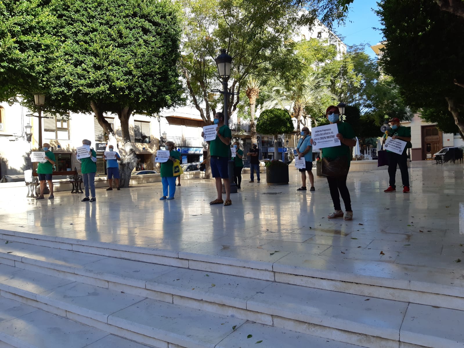 La PAH de Elche pide al ayuntamiento que cumpla su compromiso de hacer un registro de viviendas vacías La PAH de Elche pide al ayuntamiento que cumpla su compromiso de hacer un registro de viviendas vacías