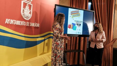 Instantes de la rueda de prensa