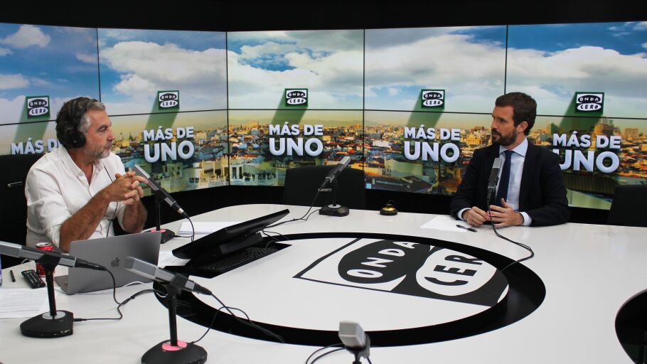 Carlos Alsina y Pablo Casado, en M&aacute;s de uno