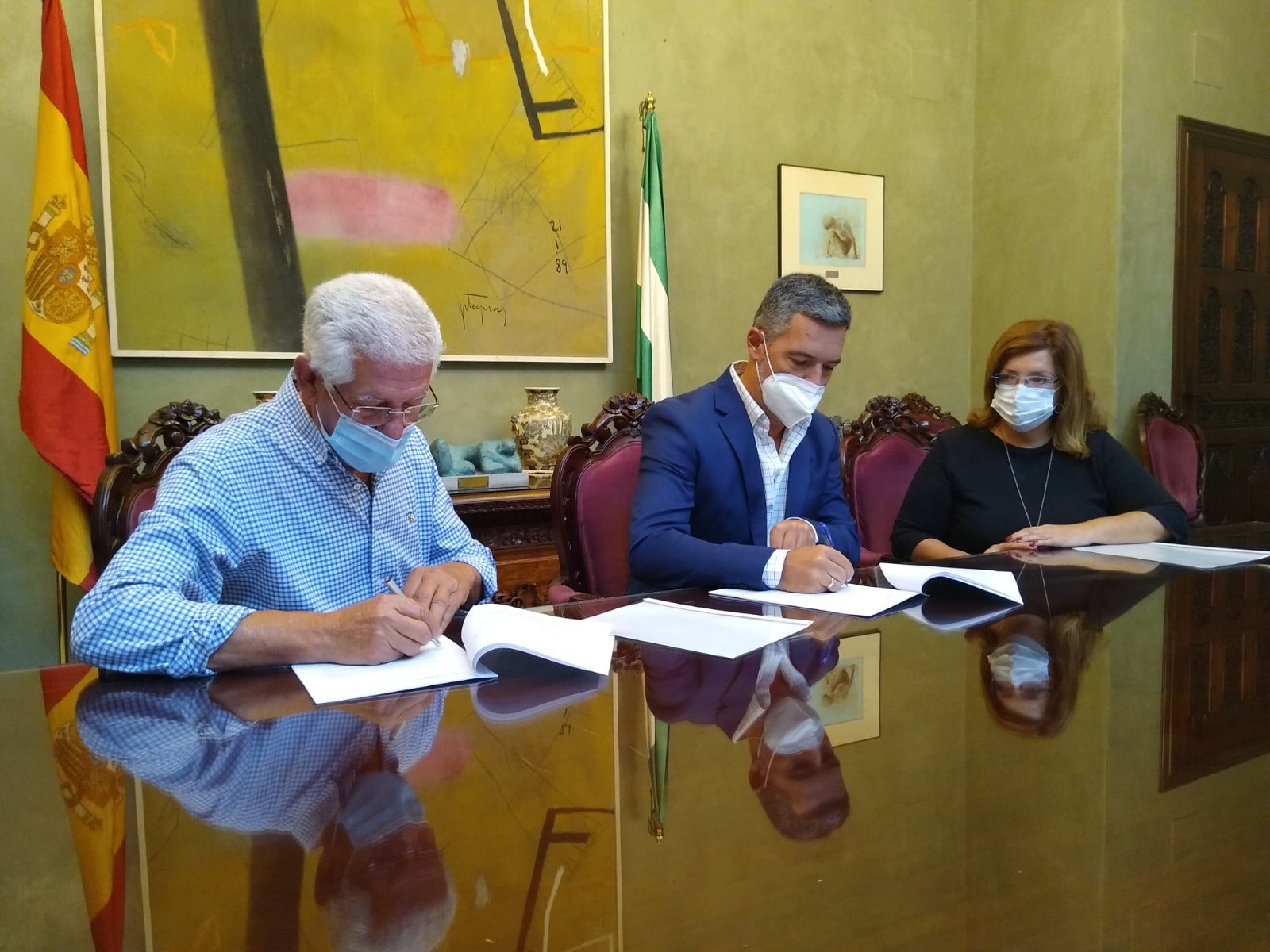 Firmado el contrato de la primera fase del aliviadero de la calle Écija Firmado el contrato de la primera fase del aliviadero de la calle Écija