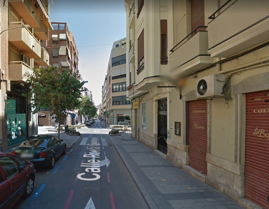 El recepcionista de una pensión resulta herido al recibir una puñalada de un asaltante El recepcionista de una pensión resulta herido al recibir una puñalada de un asaltante