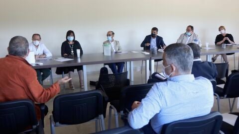 Maz&oacute;n se re&uacute;ne con la Junta Central de Usuarios