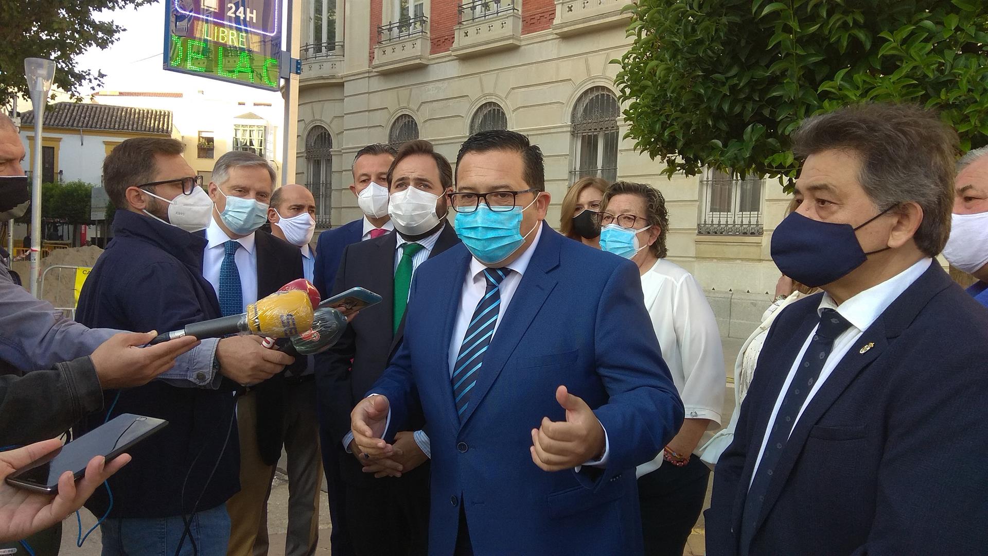 Nuñez abre la puerta a Antonio Lucas-Torres en un futuro gobierno del PP en C-LM, en su despedida de la vida pública Nuñez abre la puerta a Antonio Lucas-Torres en un futuro gobierno del PP en C-LM, en su despedida de la vida pública