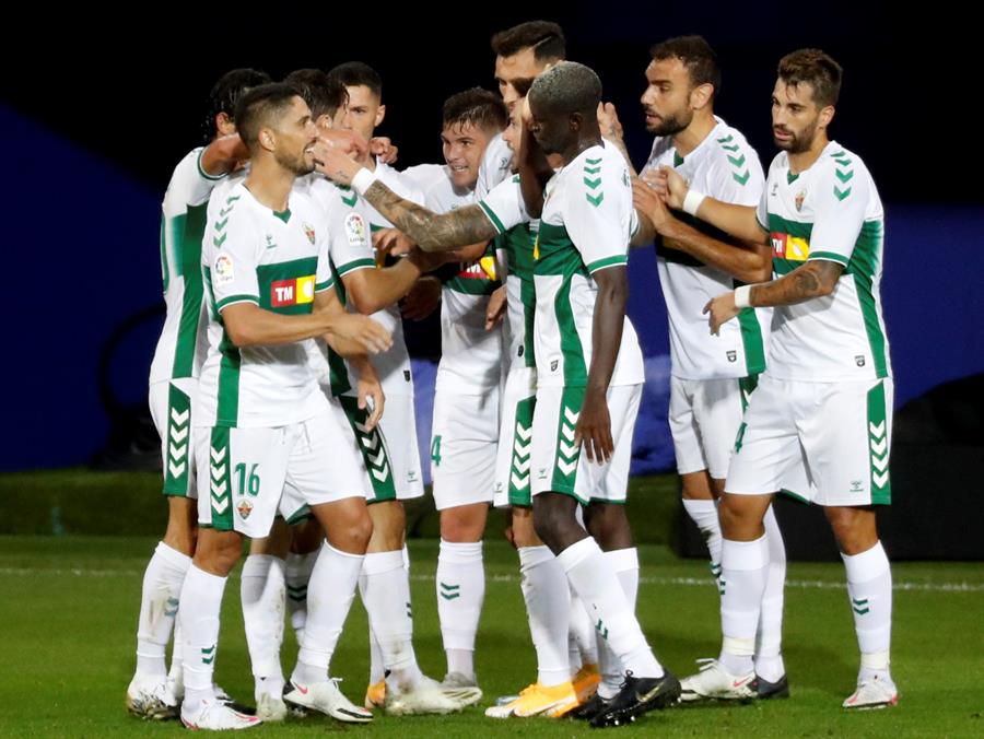 Goles del Eibar 0-1 Elche: Lucas Boyé asalta Ipurua y le da la primera victoria al Elche Goles del Eibar 0-1 Elche: Lucas Boyé asalta Ipurua y le da la primera victoria al Elche