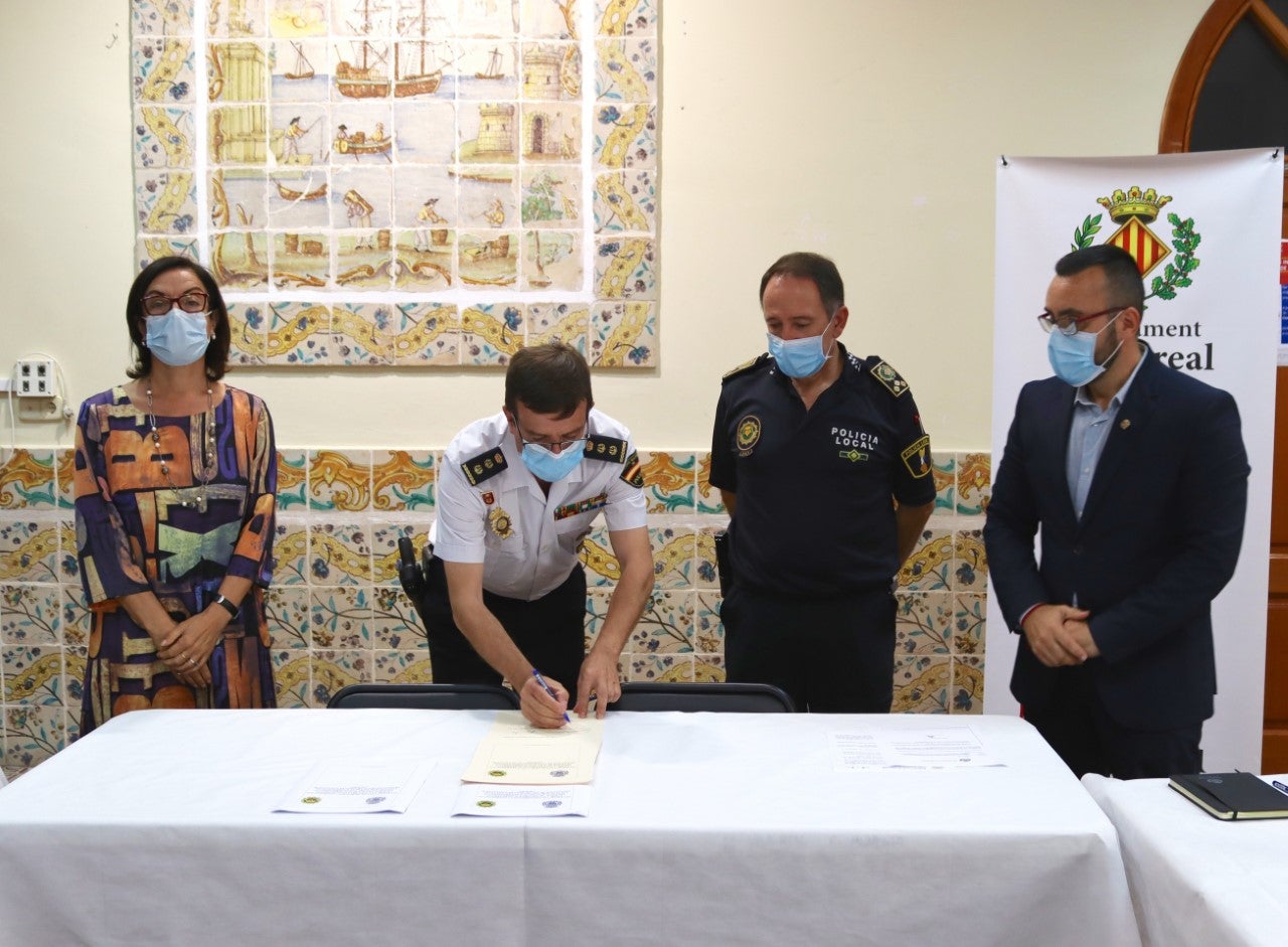 La Policia Local i Nacional renoven el Sistema de seguiment de Violència de Gènere La Policia Local i Nacional renoven el Sistema de seguiment de Violència de Gènere