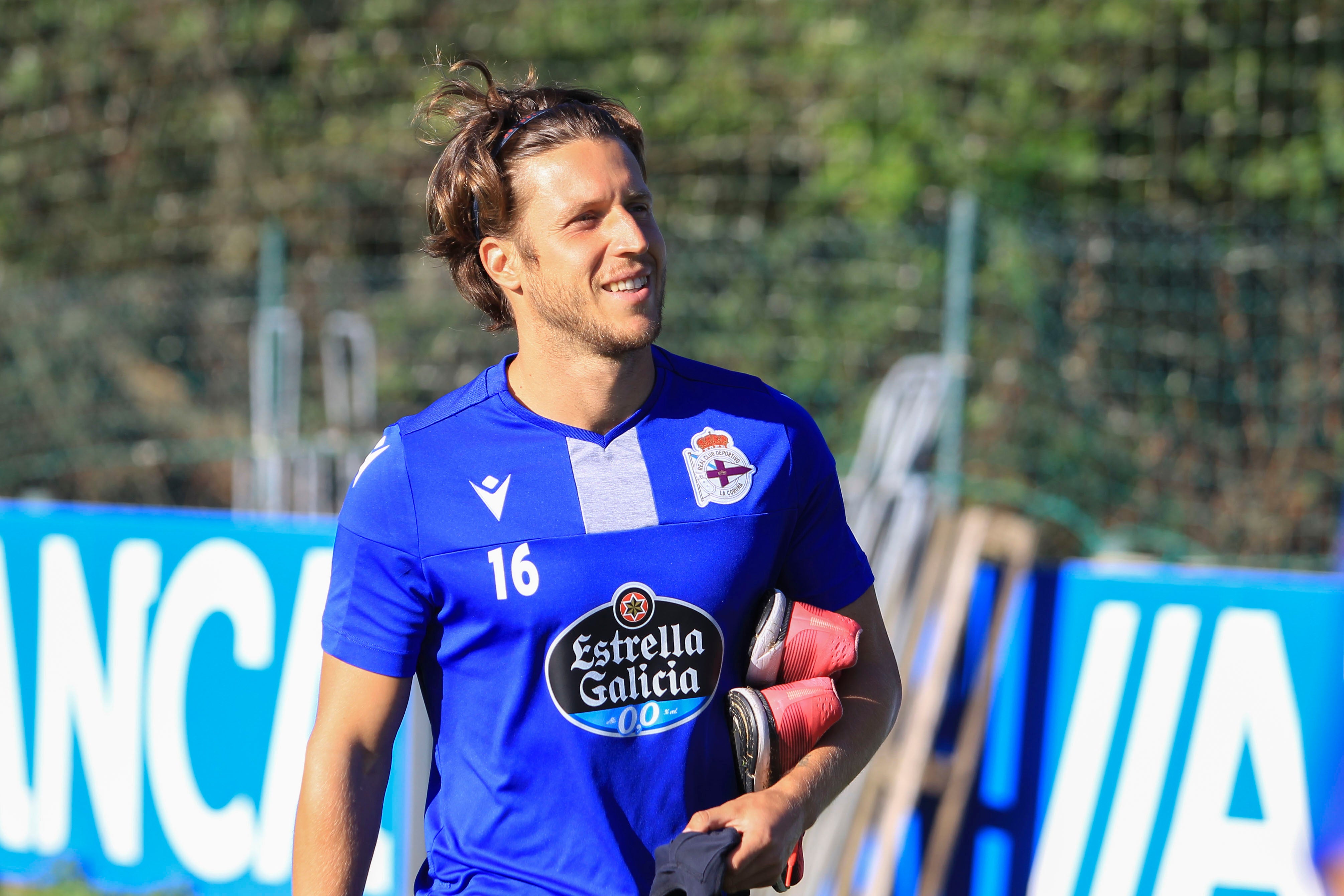 Keko Gontán: "No hemos podido sentarnos para decirnos lo qué queremos el Deportivo y yo" Keko Gontán: "No hemos podido sentarnos para decirnos lo qué queremos el Deportivo y yo"