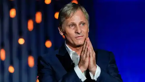El actor y director Viggo Mortensen agradece su Premio Donostia en el Festival de San Sebastián CINE