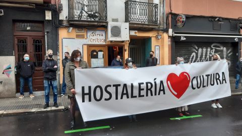 Apoyo hosteleria a Lolo Villaverde Dominguez