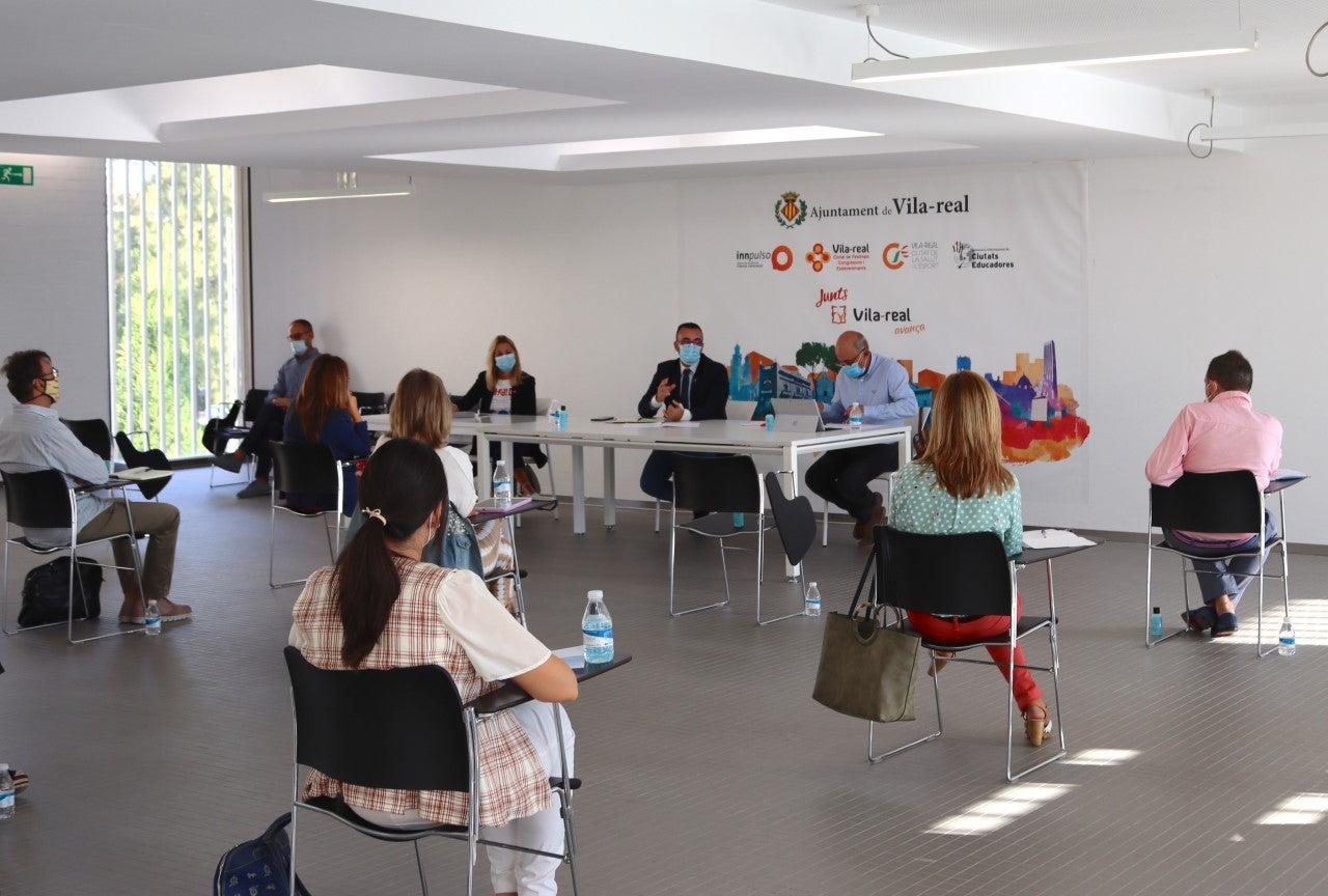 L´Ajuntament de Vila-real reforça el subministrament de sabó i paper dels col-legis L´Ajuntament de Vila-real reforça el subministrament de sabó i paper dels col-legis