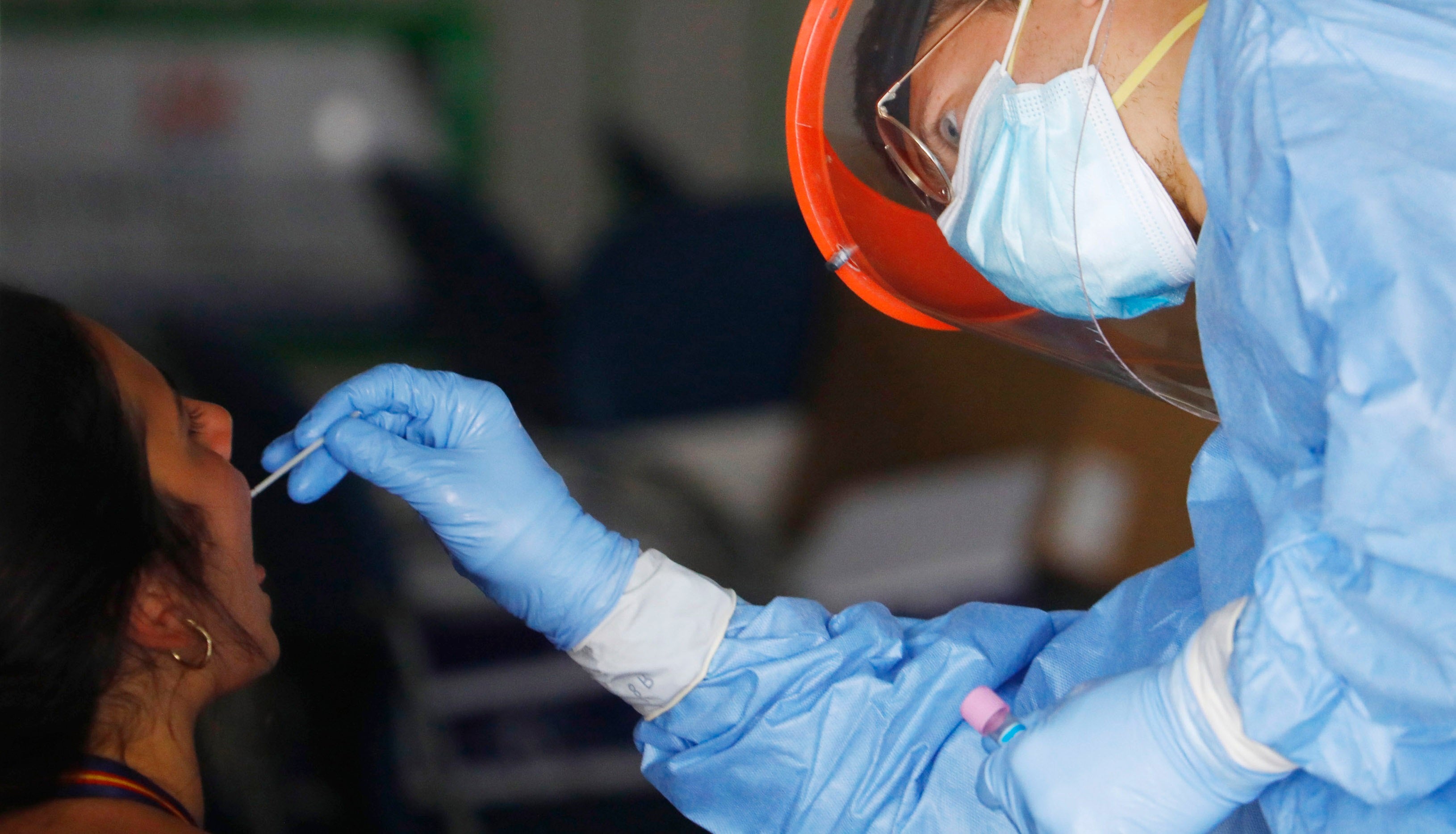 La consulta médica: ¿Cómo se contagia el coronavirus? La consulta médica: ¿Cómo se contagia el coronavirus?