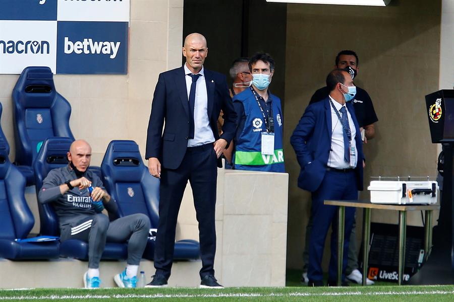 Zidane: "¿Falta de gol?, estamos a principio de temporada y se pueden cambiar cosas" Zidane: "¿Falta de gol?, estamos a principio de temporada y se pueden cambiar cosas"