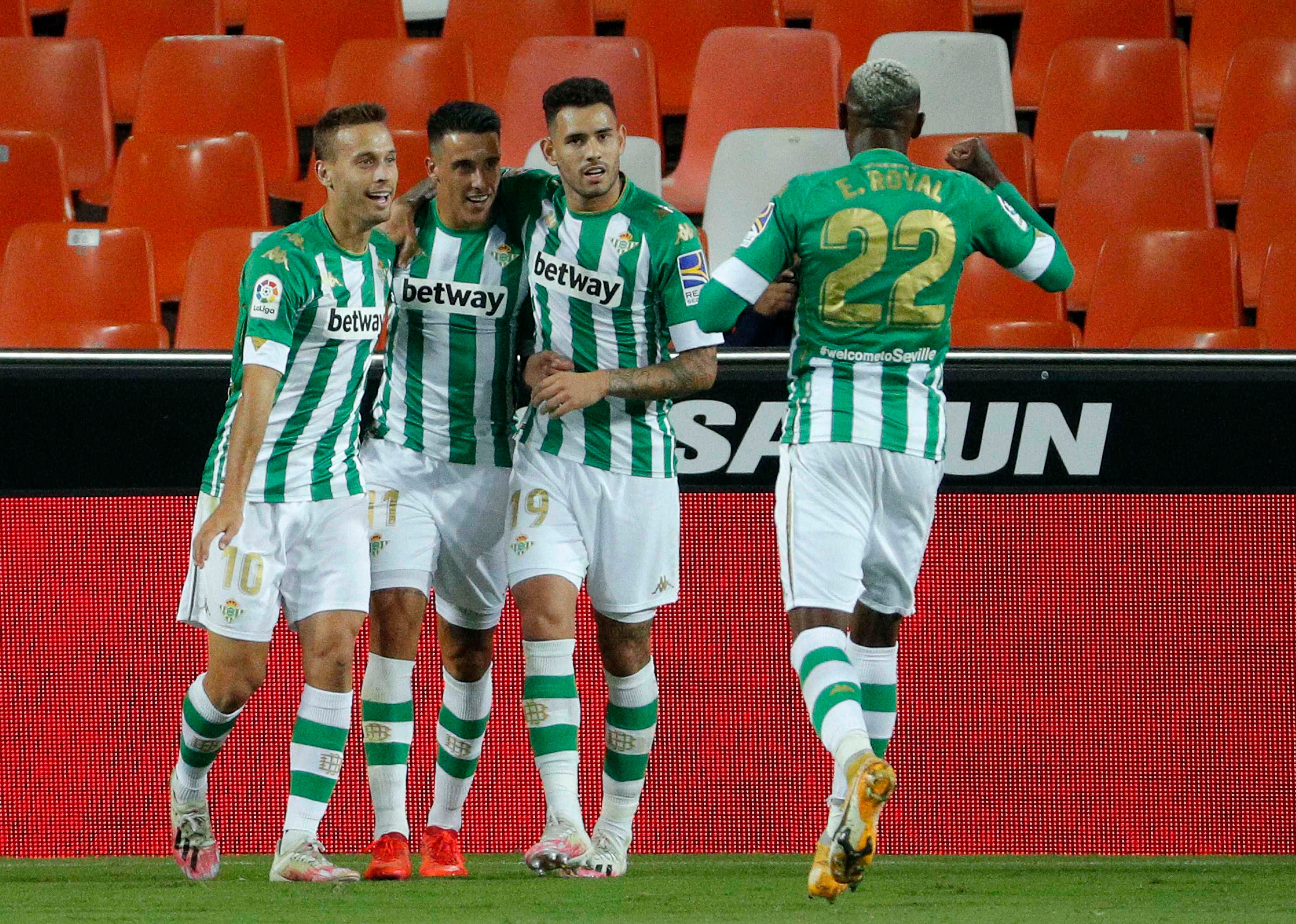Osasuna 0-2 Betis: El Betis rompe su mala racha y agrava la crisis de Osasuna Osasuna 0-2 Betis: El Betis rompe su mala racha y agrava la crisis de Osasuna