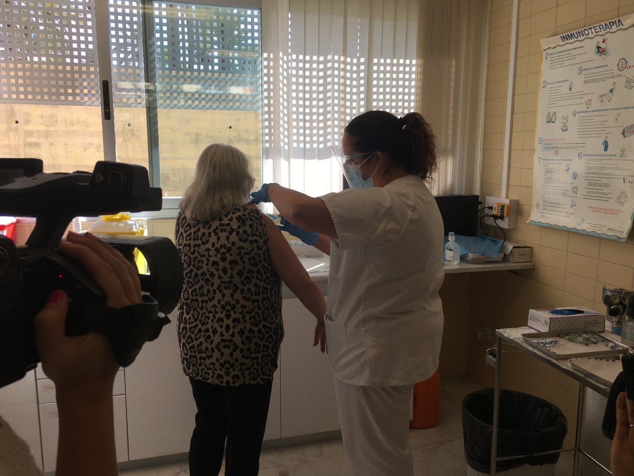 Las áreas de salud de Elche administrarán más de 50.000 dosis de vacuna contra la gripe común Las áreas de salud de Elche administrarán más de 50.000 dosis de vacuna contra la gripe común