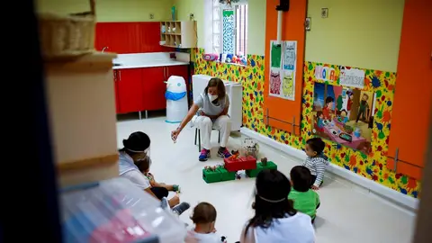Proponen aplaudir a los profesores en el Día Mundial del Docente Proponen aplaudir a los profesores en el Día Mundial del Docente