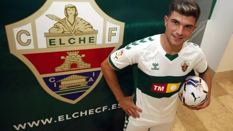 Raúl Guti, el fichaje más caro de la historia del Elche CF. ELCHE CF