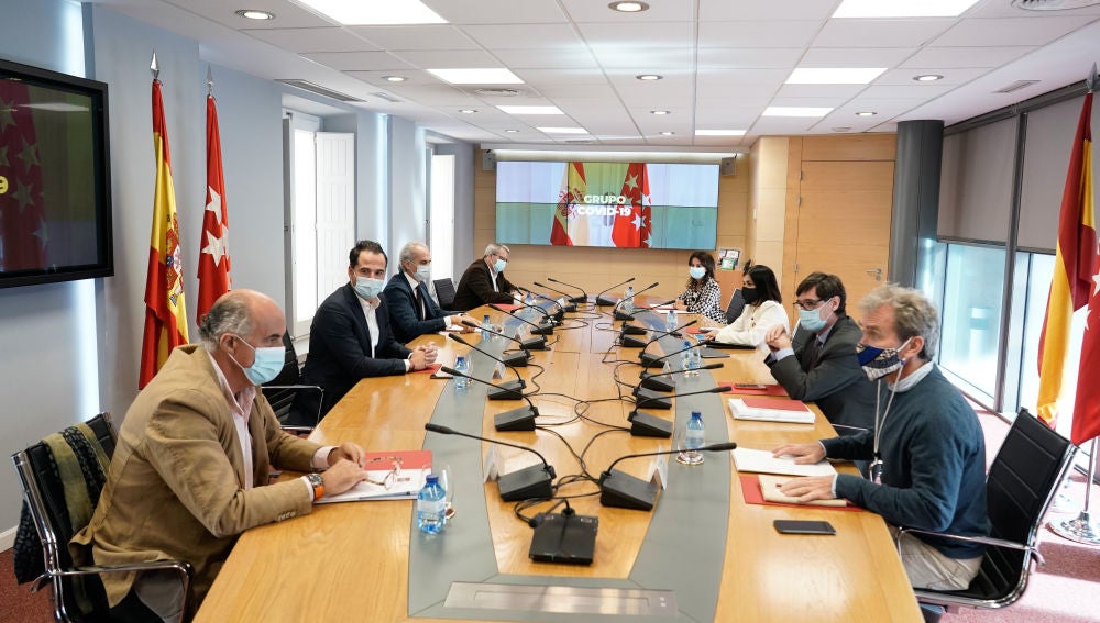 Reunión del grupo COVID 19 de la Comunidad de Madrid y el Ministerio de Sanidad
