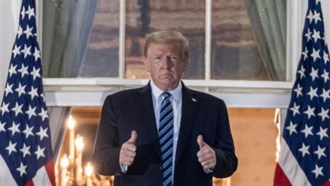 Donald Trump regresa a la Casa Blanca todav&iacute;a enfermo de coronavirus