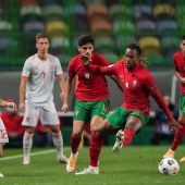 España y Portugal empatan sin goles con un buen debut de Adama Traoré