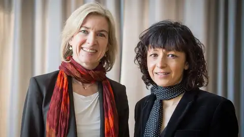 Emmanuelle Charpientier y Jennifer Doudna, ganadoras del Premio Nobel de Química 2020. Emmanuelle Charpientier y Jennifer Doudna, ganadoras del Premio Nobel de Química 2020.