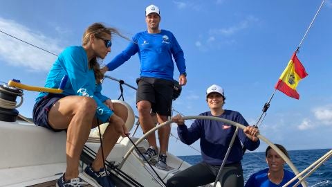 Marian C&aacute;liz con su equipo