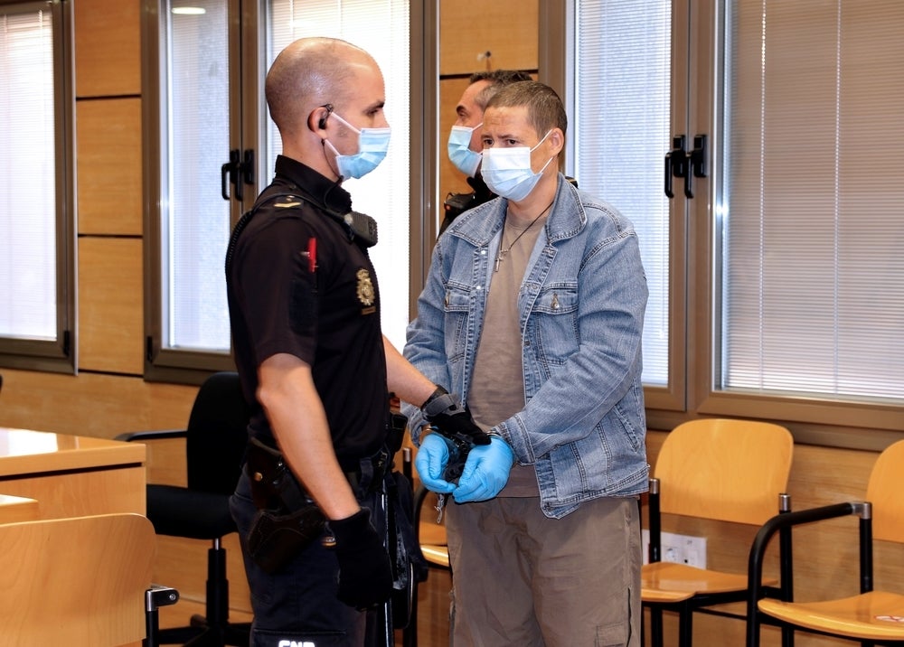 El parricida de Socuéllamos: "Pido perdón, me arrepiento, no quería matar a mi padre" El parricida de Socuéllamos: "Pido perdón, me arrepiento, no quería matar a mi padre"