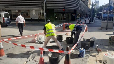 Arreglo de aceras en la Avenida Maisonnave