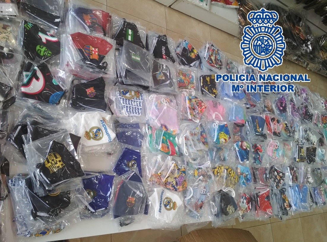 Interceptan más de 11.000 mascarillas falsificadas en Málaga Interceptan más de 11.000 mascarillas falsificadas en Málaga
