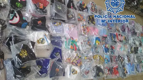 Imagen de las mascarillas incautadas por la Policía Nacional En el Polígono Guadalhorce