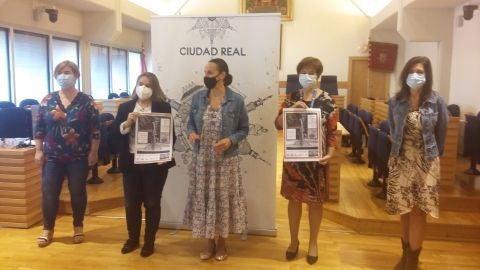 El Ayuntamiento y Fibroreal han presentado las visitas guiadas a Ciudad Real
