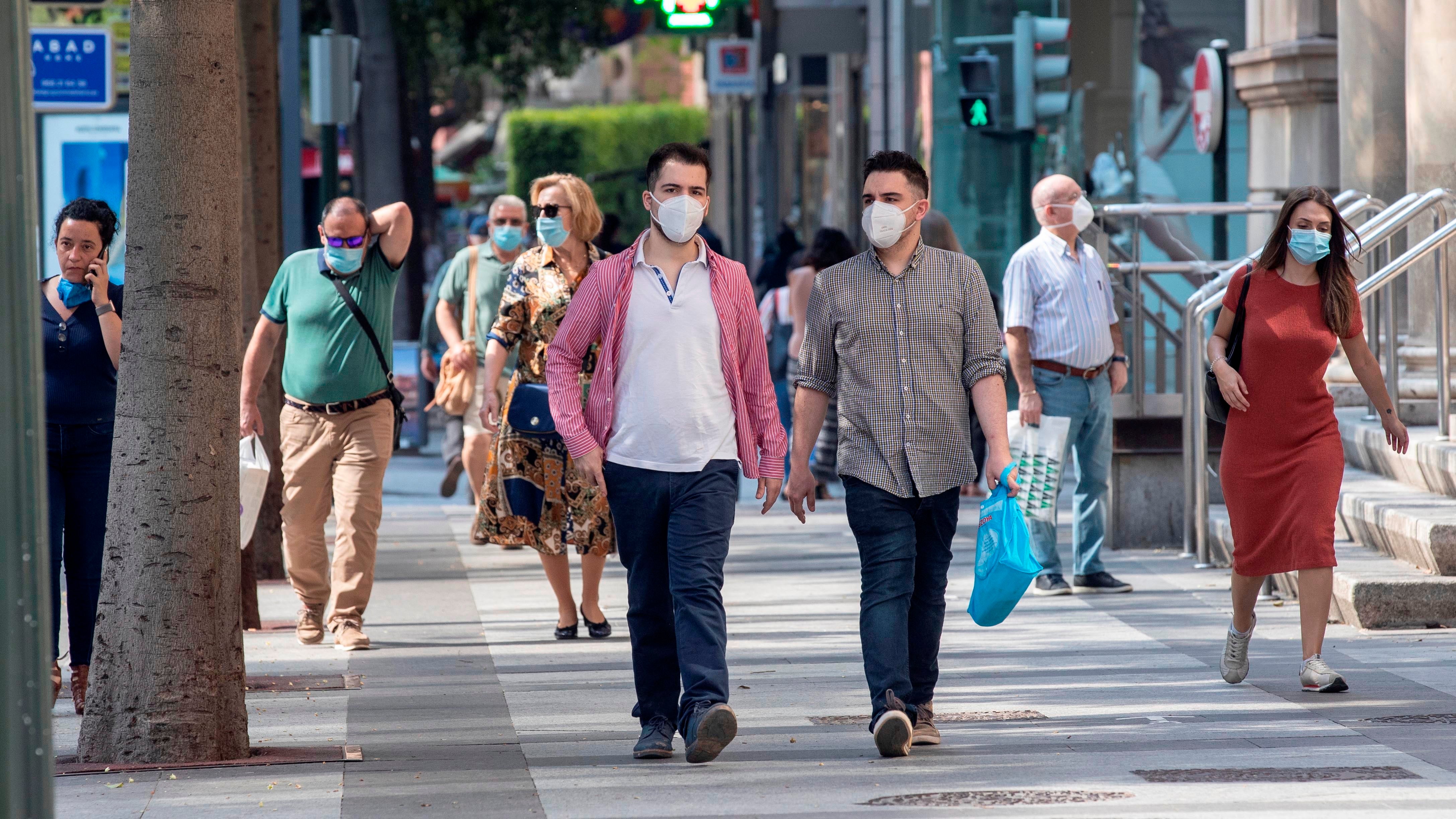 Puig pide prudencia ante la retirada de la mascarilla e insiste en su uso si no se mantienen las distancias Puig pide prudencia ante la retirada de la mascarilla e insiste en su uso si no se mantienen las distancias