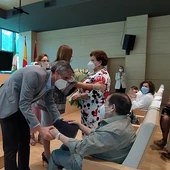 Instantes de la entrega del galardón Instantes de la entrega del galardón