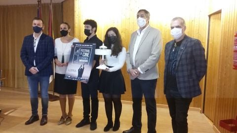 Organizadores y autoridades durante la presentaci&oacute;n de FECICAM 