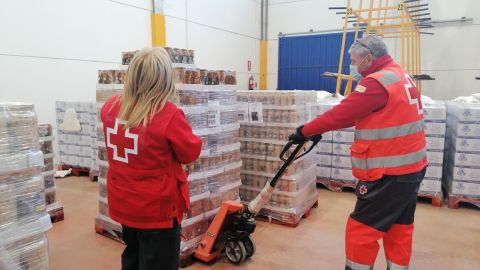 Cruz Roja repartir&aacute; 180.000 kilos de alimentos en la provincia